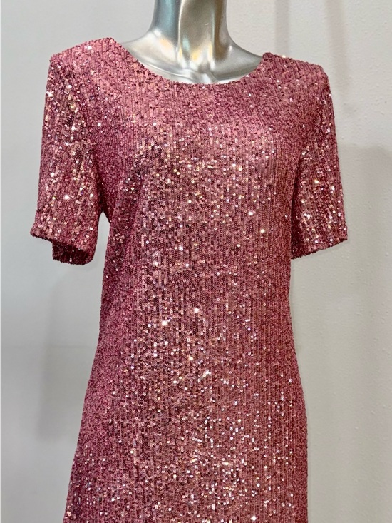Betsey Johnson Dresses & Skirts - Betsey Johnson Rose Pink Sequin Mini Dress